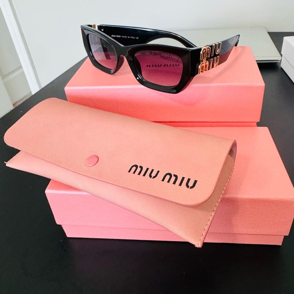 Miu Miu Glossy Black Sunglasses with Gradient Purple Lenses - Picture 3 of 8